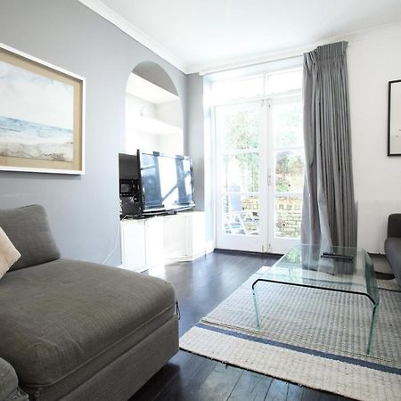 Apartamento Walk To Notting Hill /Paddington 1 B/R With Patio Londres Exterior foto