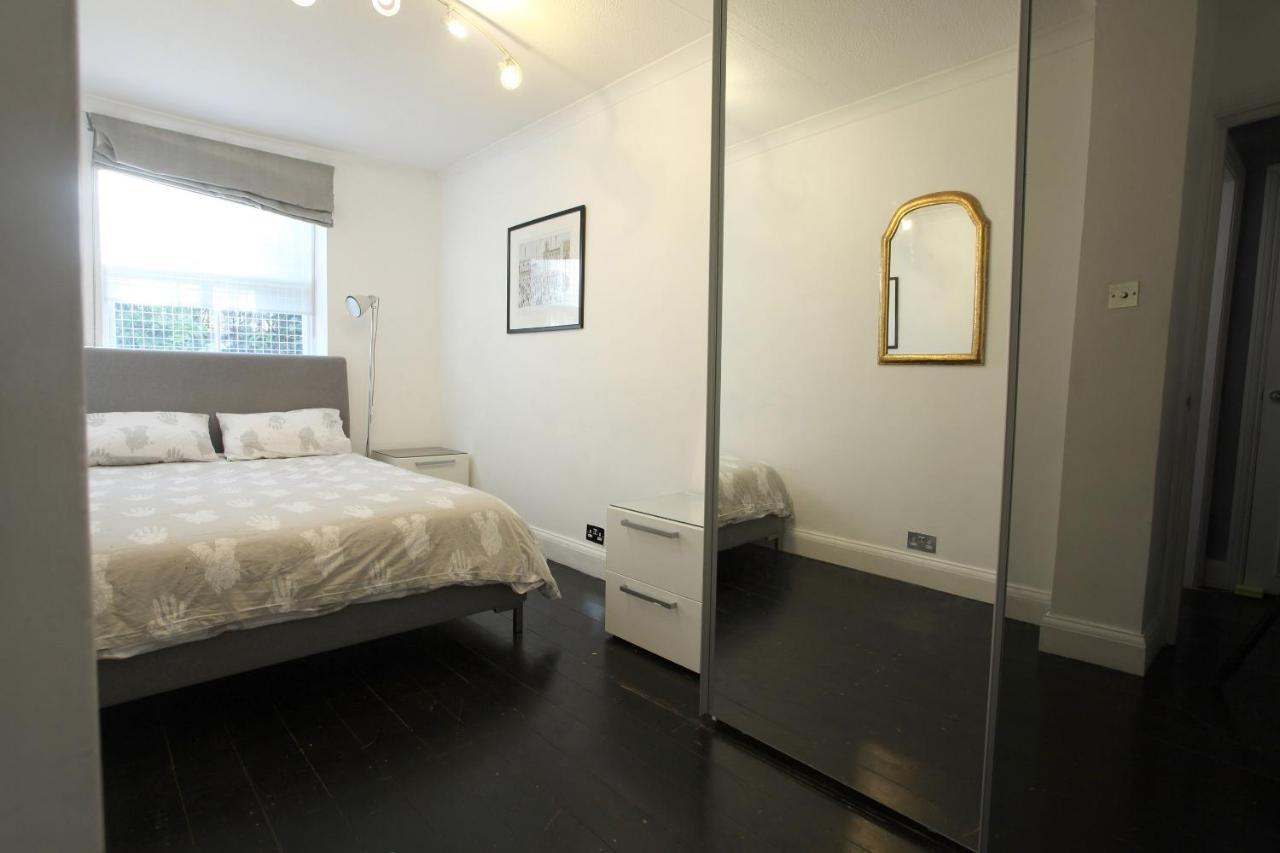 Apartamento Walk To Notting Hill /Paddington 1 B/R With Patio Londres Exterior foto