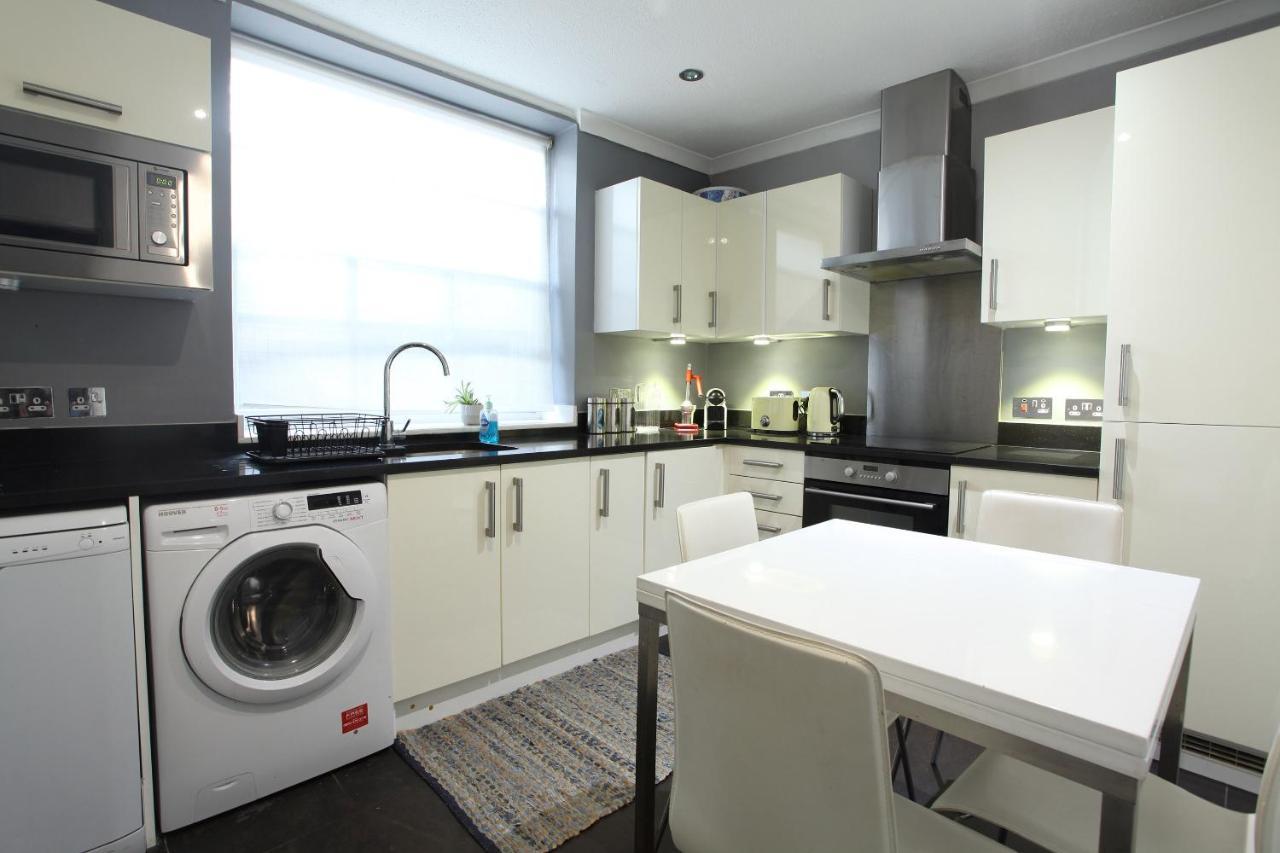 Apartamento Walk To Notting Hill /Paddington 1 B/R With Patio Londres Exterior foto