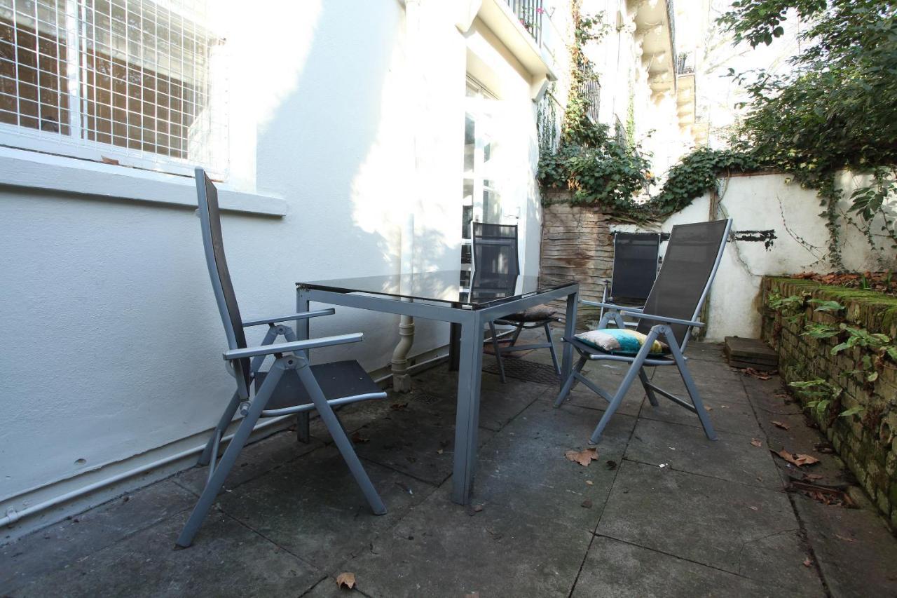 Apartamento Walk To Notting Hill /Paddington 1 B/R With Patio Londres Exterior foto