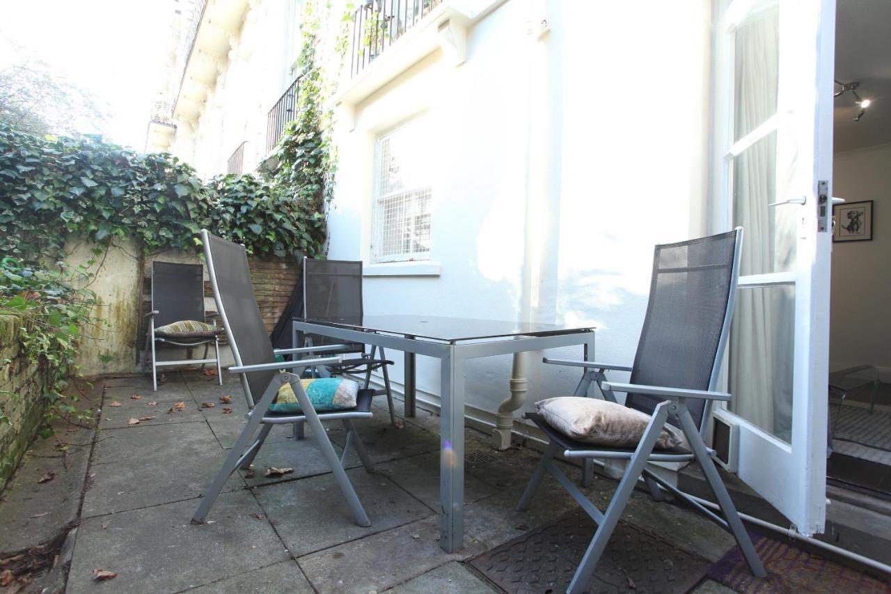 Apartamento Walk To Notting Hill /Paddington 1 B/R With Patio Londres Exterior foto